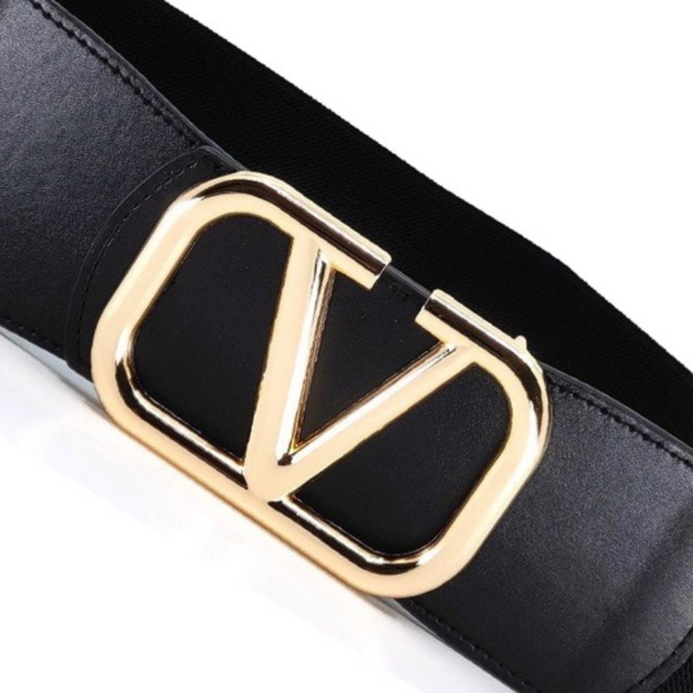 Black gold buckle belt